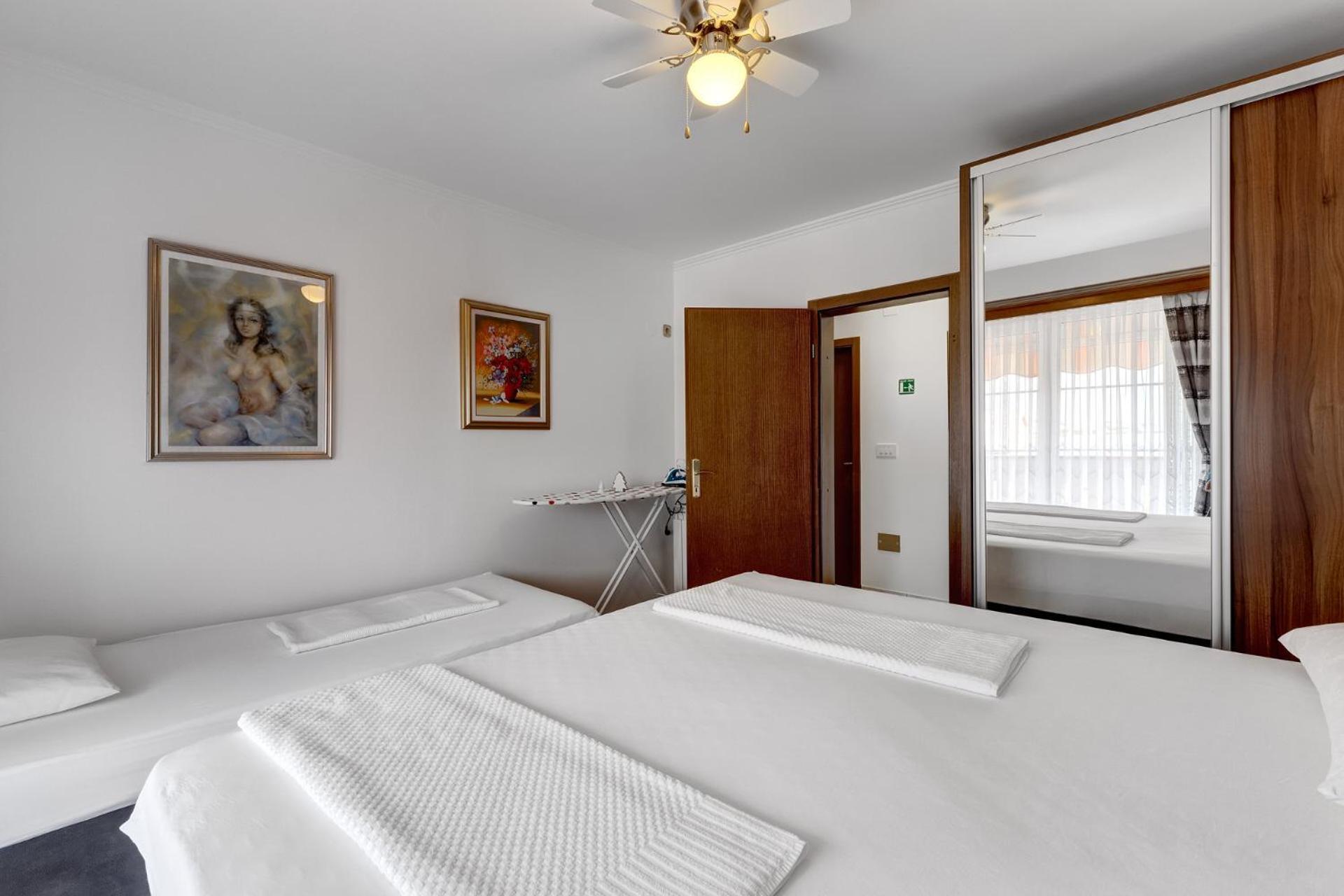 Senada Apartments Selce Room photo